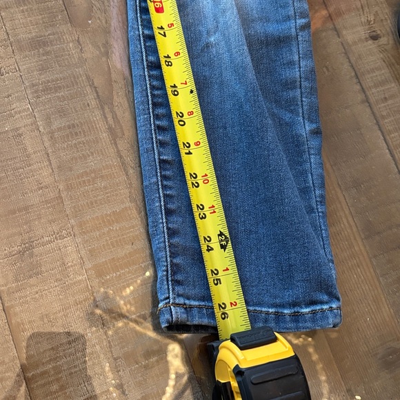 Judy Blue Relaxed Fit - Picture 12 of 12